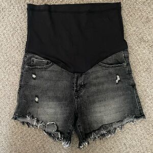 Pinkblush distressed Black denim shorts. Medium